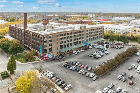 1200 West 35th Street, Chicago, 60609 .